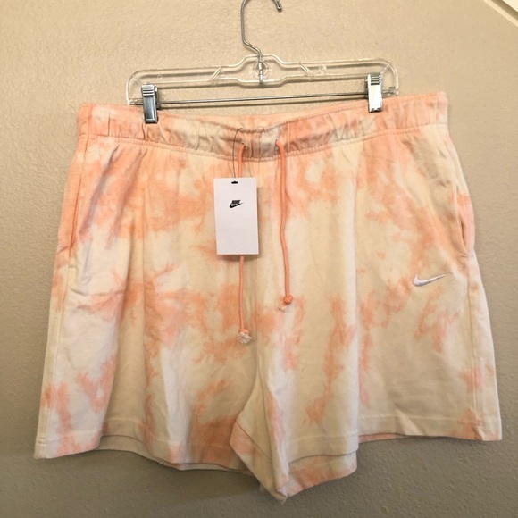 Nike Women's Washed Tie Dye Jersey Shorts Size XXL - Picture 1 of 15